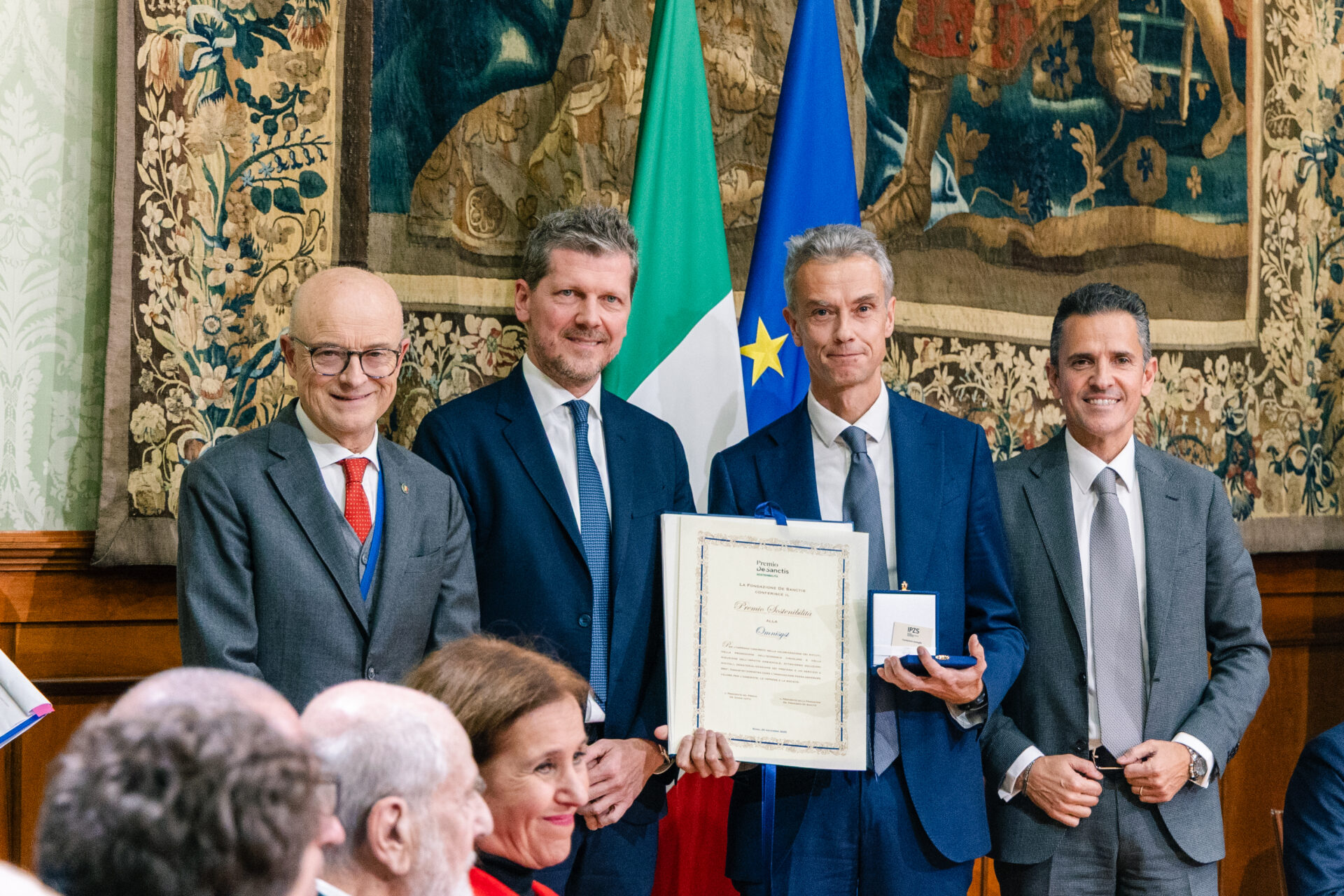 Premio De Sanctis Sostenibilità: ecco le eccellenze italiane che stanno cambiando il Paese IMG 3421 Premio De Sanctis Sostenibilità: ecco le eccellenze italiane che stanno cambiando il Paese