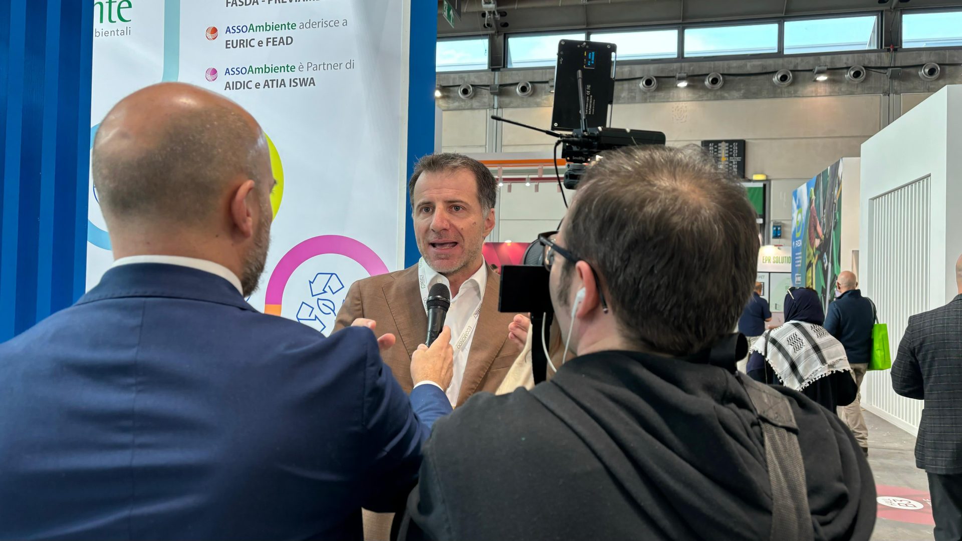 Sostenibilità, Da Febbraio Via Al Registro Elettronico Nazionale Di Tracciabilità Dei Rifiuti SERVIZIO VIDEO FOTO Sostenibilità, Da Febbraio Via Al Registro Elettronico Nazionale Di Tracciabilità Dei Rifiuti